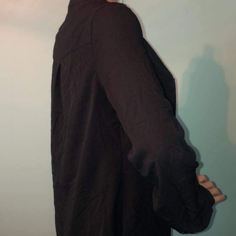 black dressing shirt